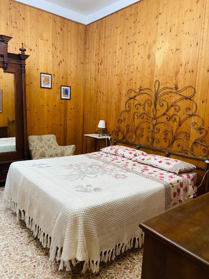Villa Ninetta-Isabella Гаэта Экстерьер фото